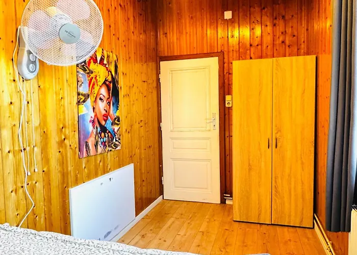 Budget Friendly Private With Garden Хостел