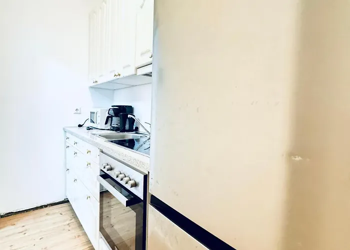 Budget Friendly Private With Garden