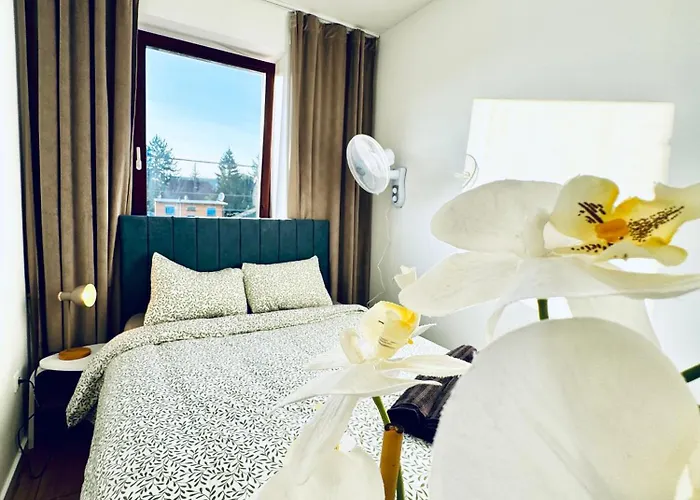 Хостел Budget Friendly Private With Garden