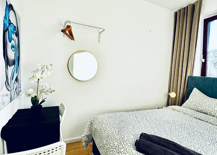 Budget Friendly Private With Garden