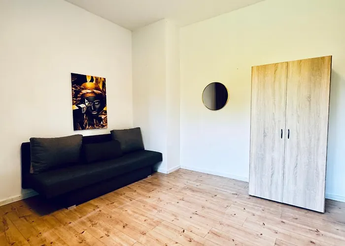 Budget Friendly Private With Garden