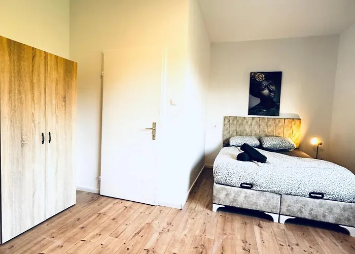 Budget Friendly Private With Garden *